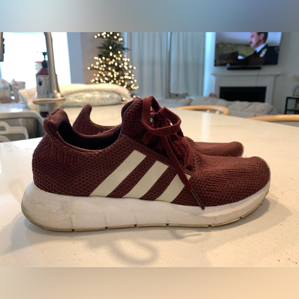 Adidas swift runs